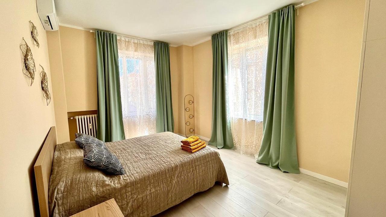 New Apartment, Near Metro Monte Grappa Torino Kültér fotó